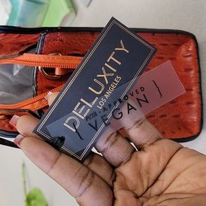 Deluxity Bag NWT Vegan Crossbody Bag